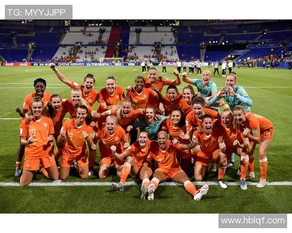 荷兰对瑞典足球比赛现场直播全程回顾与精彩瞬间分析